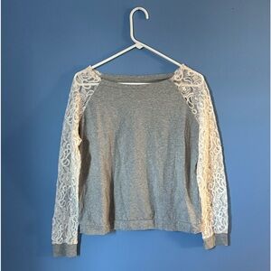 Lace sleeved top